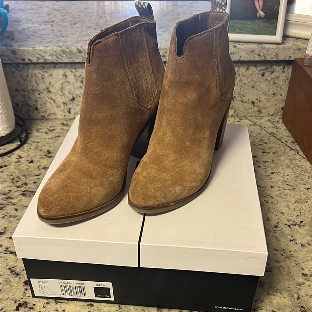Dolce Vita Brown Suede Ankle Boots Size 8.5